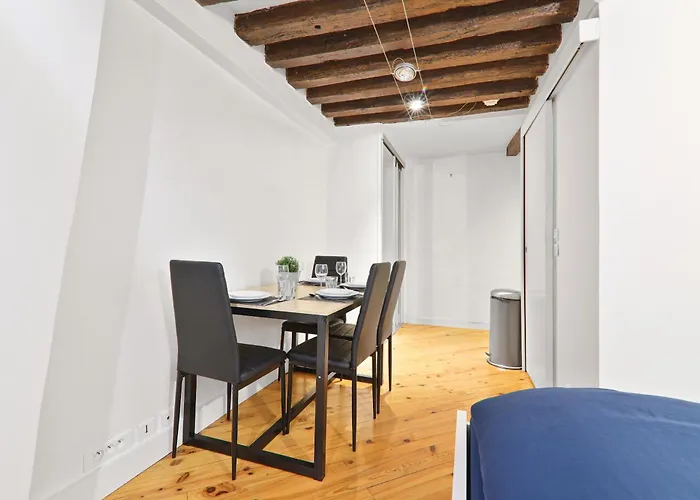 Quartier Les Marais Free Netflix